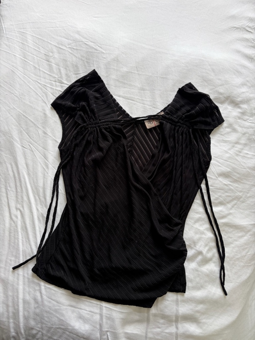 Women’s Black Tie-Detail Blouse